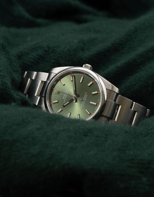 Rolex Oyster Perpetual 114200 Image 7
